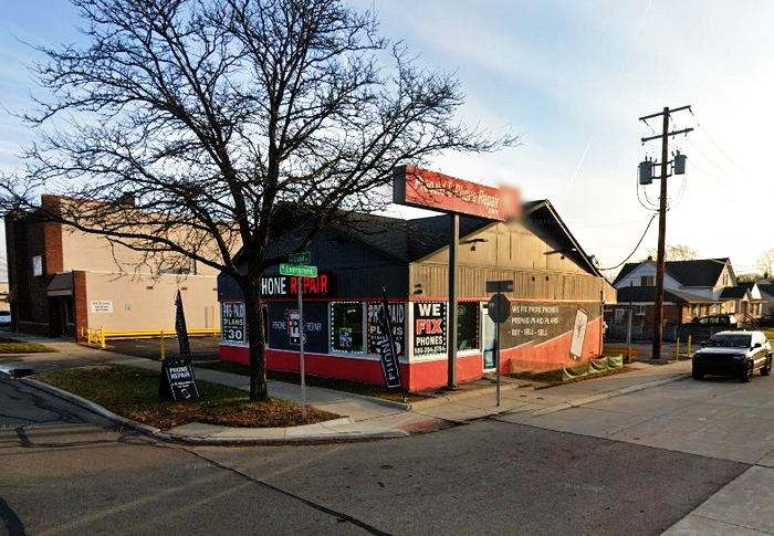 H Salt Fish & Chips (H. Salt Esq. Fish & Chips) - Eastpointe - 23300 Gratiot Ave  (newer photo)
